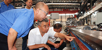 天水市委常委、常務副市長趙四輩一行在星火公司調研