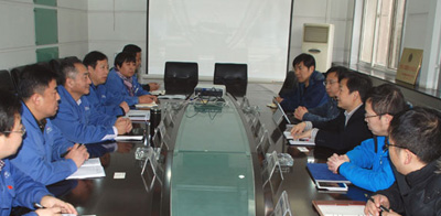 西安理工大領(lǐng)導(dǎo)來(lái)星火機(jī)床公司洽談合作