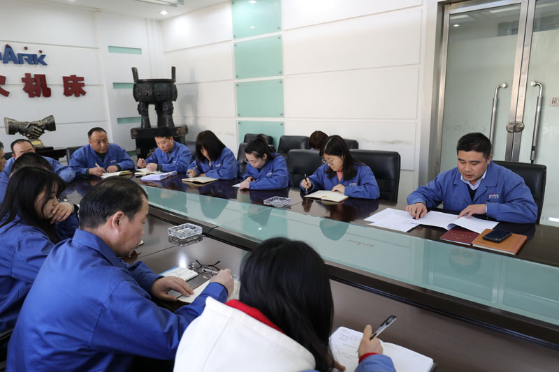 星火機(jī)床公司各黨支部扎實(shí)開(kāi)展黨史學(xué)習(xí)教育