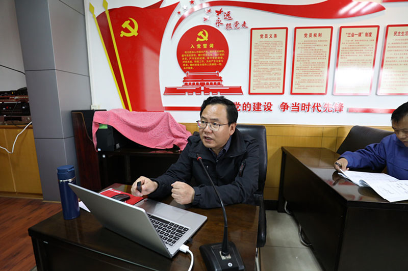 星火機(jī)床公司組織內(nèi)審員參加“三標(biāo)”體系培訓(xùn)