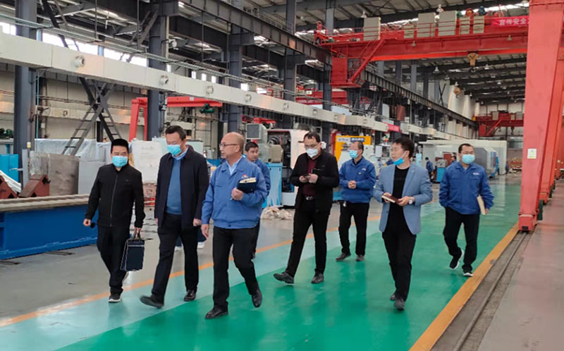 經(jīng)開區(qū)領(lǐng)導(dǎo)現(xiàn)場辦公協(xié)調(diào)推進星火機床公司重點項目建設(shè)