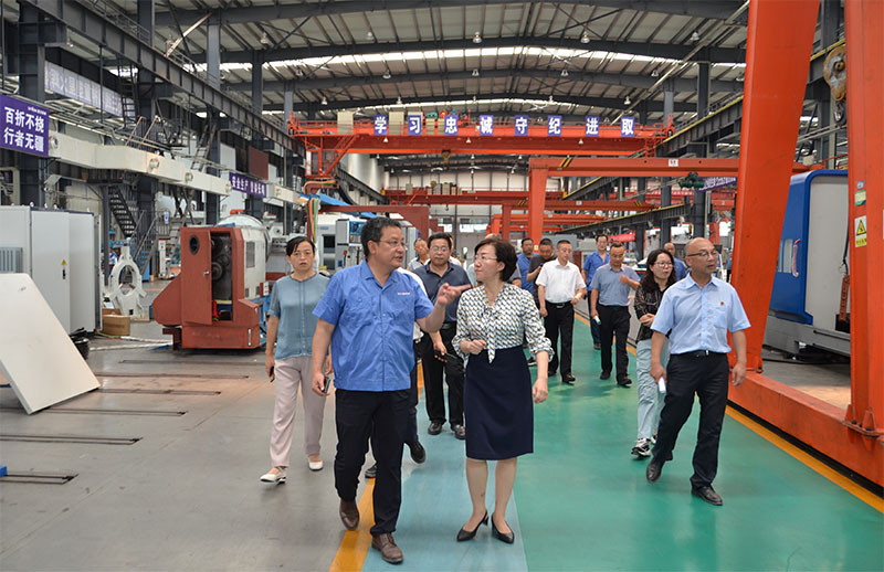 市委常委、紀(jì)委書記王洋一行來星火機(jī)床公司調(diào)研