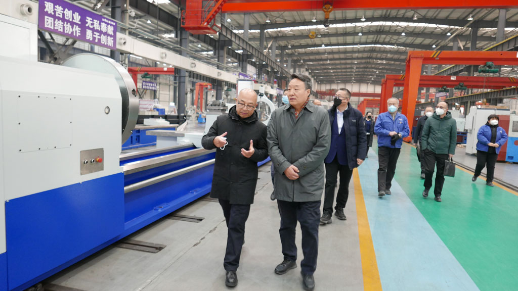 甘肅金控集團(tuán)、華龍證券領(lǐng)導(dǎo)一行到星火機(jī)床公司調(diào)研