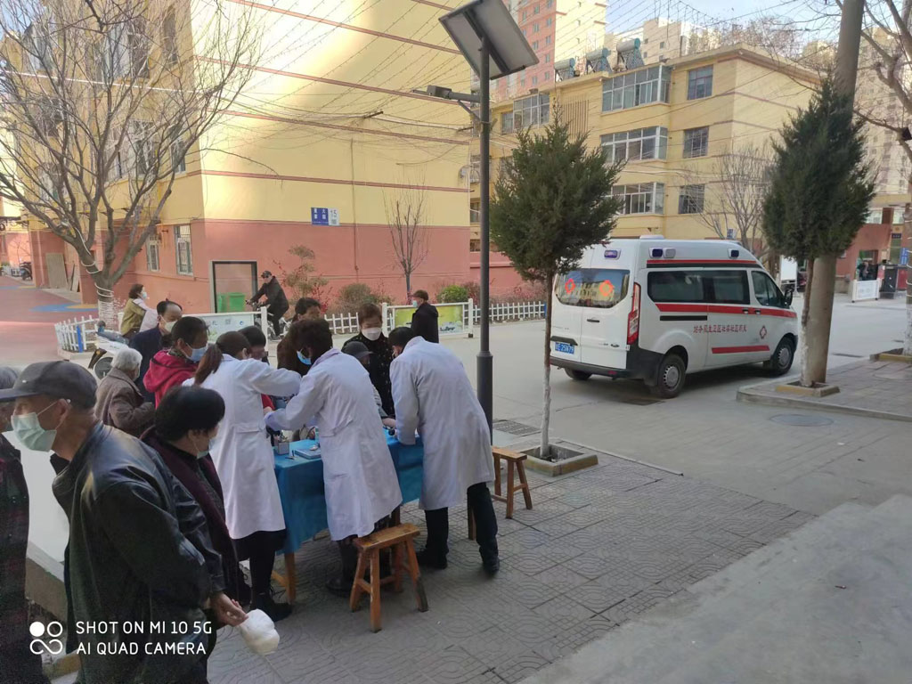 星火機(jī)床團(tuán)員青年開展學(xué)雷鋒志愿服務(wù)活動