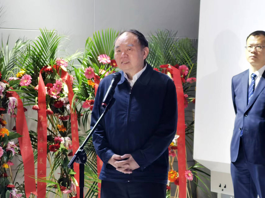 星火機床與華中數(shù)控簽訂戰(zhàn)略合作協(xié)議 星火機床與華中數(shù)控簽訂戰(zhàn)略合作協(xié)議