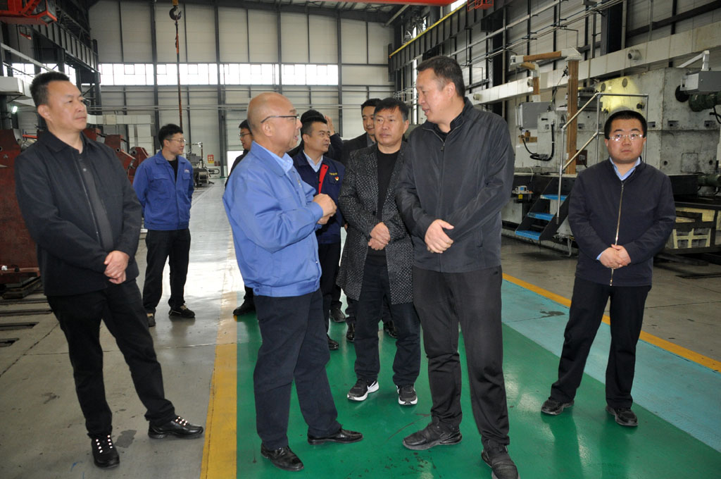省政府政研室領(lǐng)導(dǎo)一行來(lái)星火公司調(diào)研 省政府政研室領(lǐng)導(dǎo)一行來(lái)星火公司調(diào)研