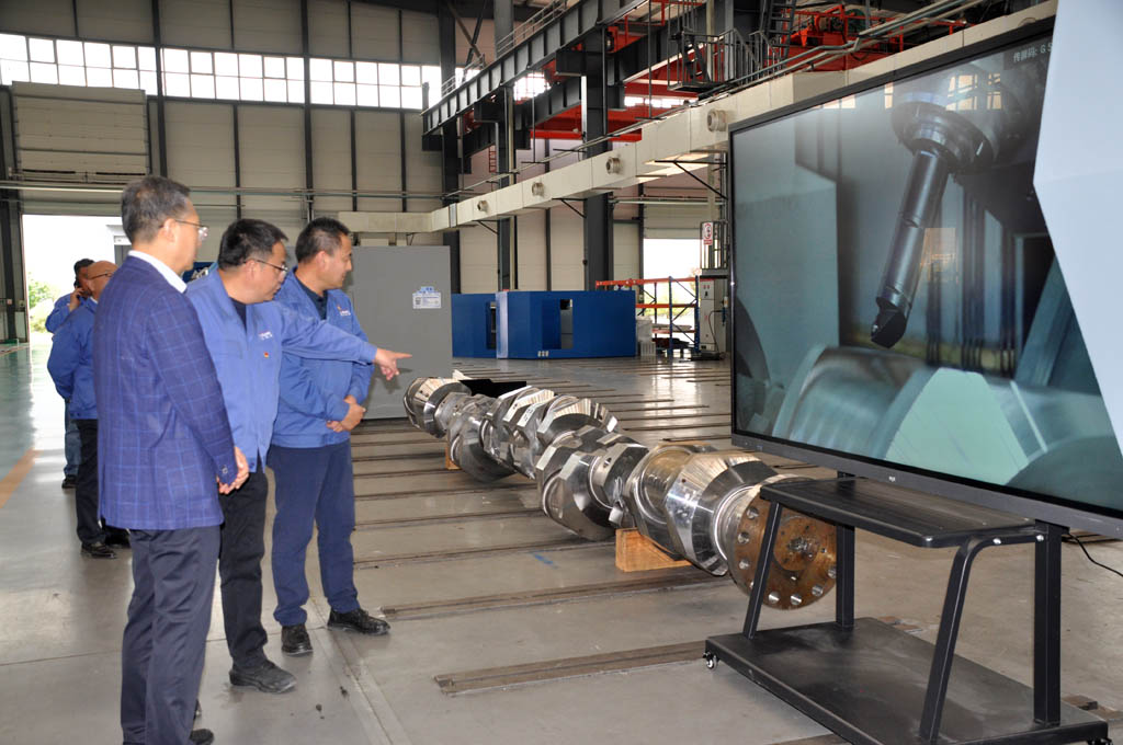 甘肅國投集團董事長成廣平一行蒞臨星火數(shù)控調(diào)研