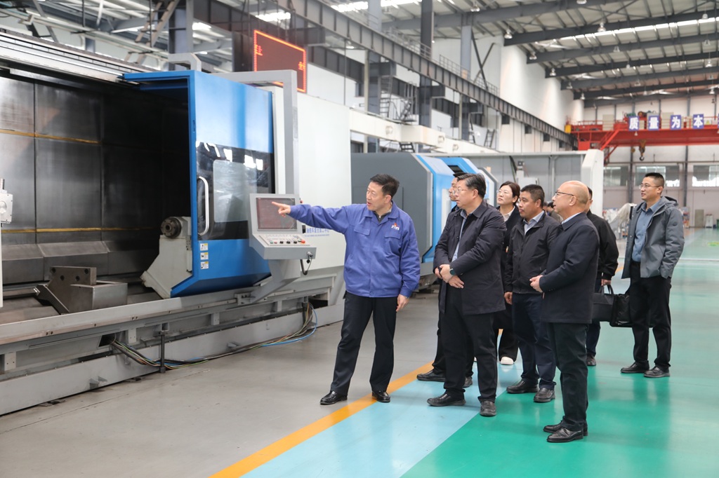 蘭石集團(tuán)領(lǐng)導(dǎo)帶隊(duì)調(diào)研星火數(shù)控公司
